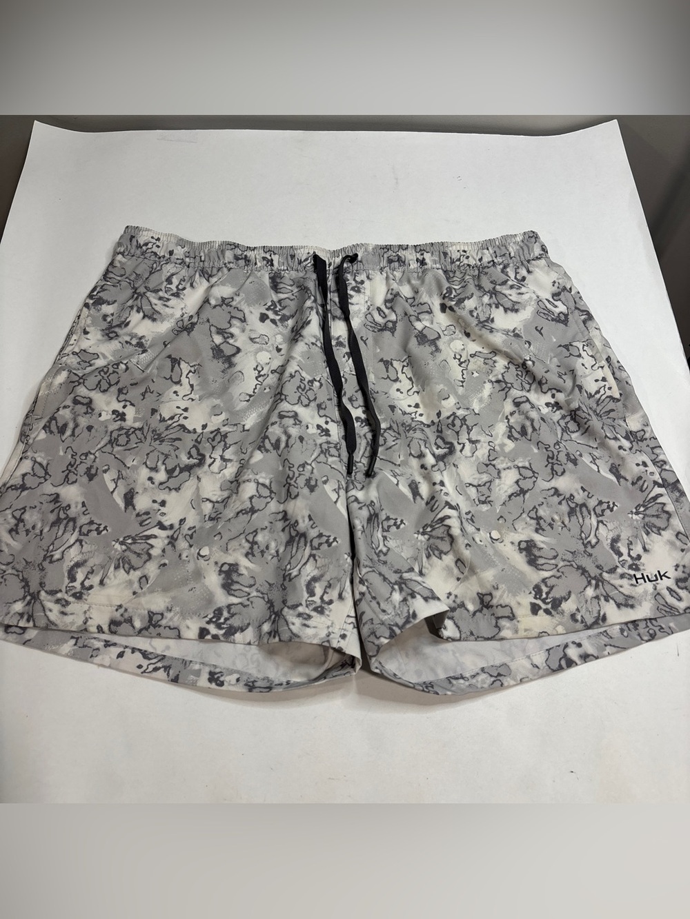 HUK Pursuit Volley Shorts Men’s XL Swimming Trunk Harbor Mist Brief Lined